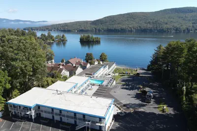 Photo 2 - Lakefront Terrace Resort