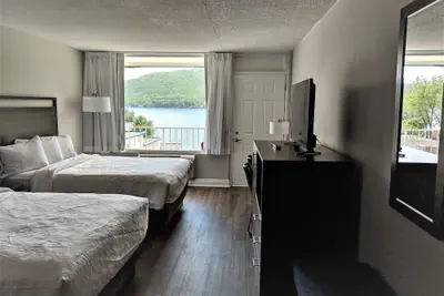 Photo 3 - Lakefront Terrace Resort