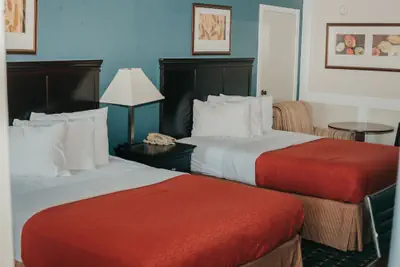 Photo 4 - Victorian Inn & Suites