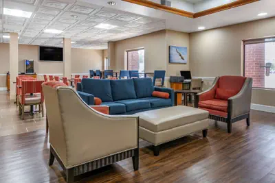 Photo 3 - Comfort Inn & Suites Statesboro - University Area