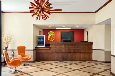 Photo 3 - Super 8 by Wyndham Clinton/Jackson West