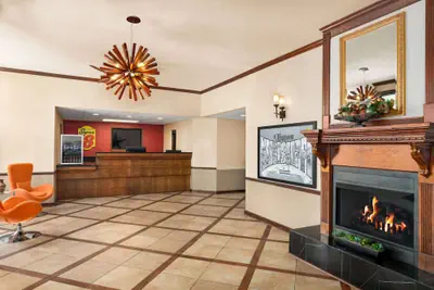 Photo 2 - Super 8 by Wyndham Clinton/Jackson West