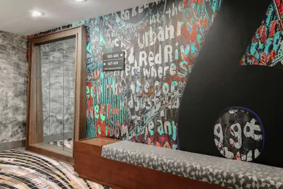 Photo 4 - Hampton Inn & Suites Austin Downtown