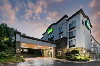 Photo 2 - Wingate by Wyndham Little Rock