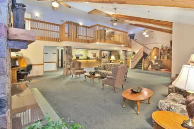 Photo 3 - Boarders Inn & Suites by Cobblestone Hotels - Faribault