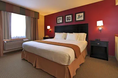 Photo 2 - Holiday Inn Express Hotel & Suites Defiance by IHG