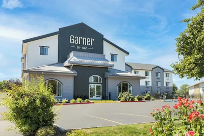 Photo 2 - Garner Hotel Boise Airport by IHG