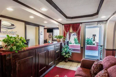 Photo 5 - Econo Lodge Andalusia