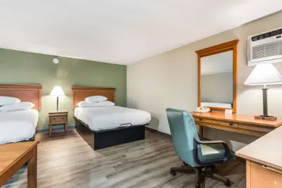 Photo 4 - Americas Best Value Inn Lebanon, MO