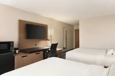 Photo 5 - Fairfield Inn and Suites by Marriott Wheeling St Clairsville