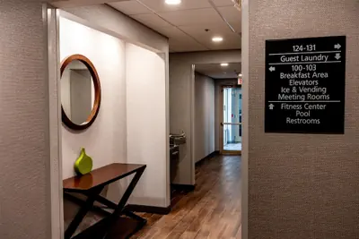Photo 3 - Hampton Inn & Suites Leesburg