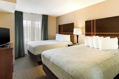 Photo 4 - Aspen Suites