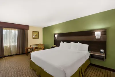 Photo 2 - Best Western Prairie Inn & Conference Center
