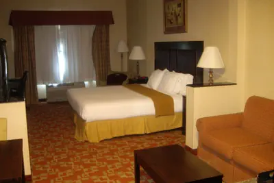 Photo 4 - Holiday Inn Express Hotel & Suites El Centro by IHG