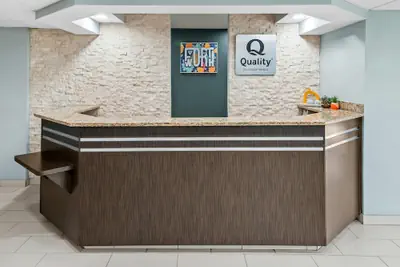 Photo 3 - Quality Inn & Suites Fort Worth North - Haltom City