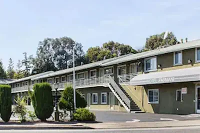 Photo 2 - Hotel Parmani