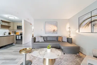 Photo 4 - Interurban Suites Hotel, a Dazzler Select by Wyndham