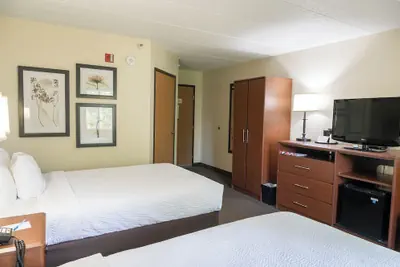 Photo 5 - AmericInn by Wyndham Red Wing