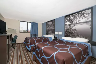 Photo 3 - Super 8 by Wyndham Willmar
