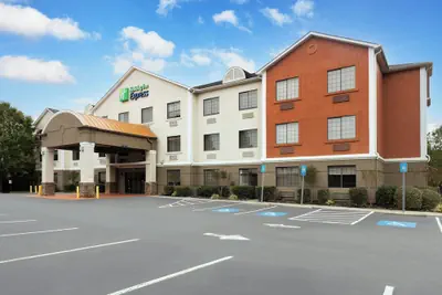 Photo 2 - Holiday Inn Express & Suites Acworth - Kennesaw Northwest by IHG