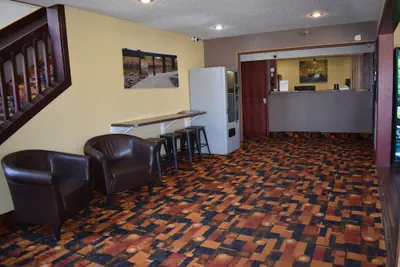 Photo 5 - Heartland Hotel and Suites