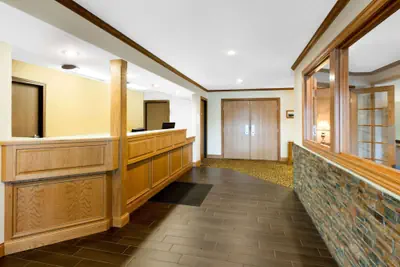 Photo 3 - Super 8 by Wyndham St. Ignace