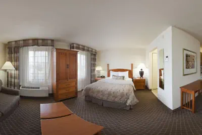 Photo 4 - Staybridge Suites Woodland Hills by IHG
