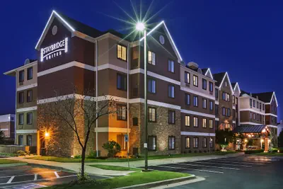 Photo 2 - Staybridge Suites Woodland Hills by IHG