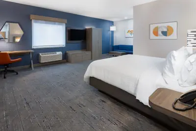 Photo 4 - Holiday Inn Express & Suites Center Township by IHG