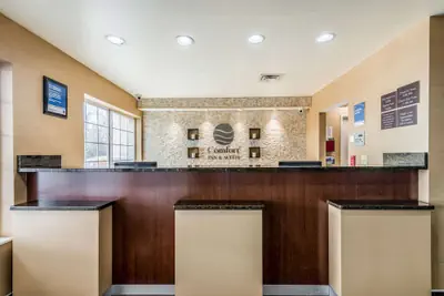 Photo 3 - Comfort Inn & Suites Dayton North