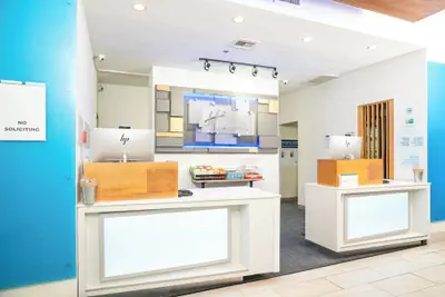 Photo 4 - Holiday Inn Express Hotel & Suites Hesperia by IHG