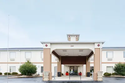 Photo 2 - Red Roof Inn PLUS+ Danville, KY