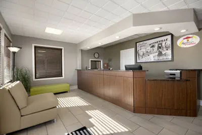 Photo 4 - Super 8 by Wyndham Wytheville