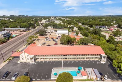 Photo 2 - Super 8 by Wyndham Fredericksburg