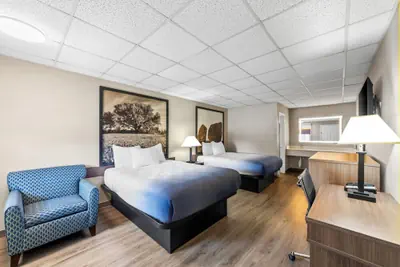 Photo 5 - Super 8 by Wyndham Fredericksburg