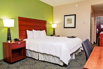 Photo 4 - Hampton Inn & Suites Harlingen