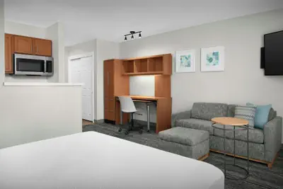 Photo 4 - Towneplace Suites Abq Airport