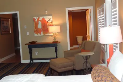 Photo 4 - Kemah Boardwalk Inn