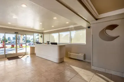 Photo 3 - Comfort Inn Gilroy