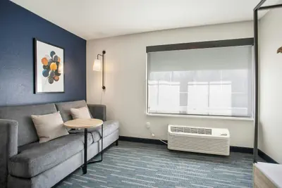 Photo 4 - City Express by Marriott Duluth