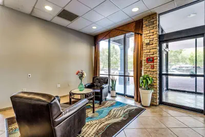 Photo 5 - Wyndham Garden Wichita Downtown