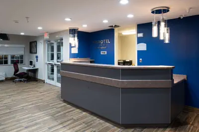 Photo 2 - Microtel Inn & Suites by Wyndham Springfield
