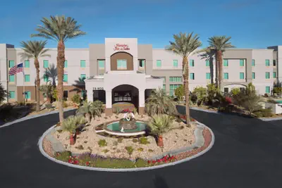 Photo 2 - Hampton Inn & Suites Palm Desert