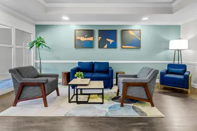 Photo 4 - MainStay Suites Roanoke Airport