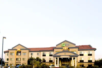 Photo 2 - Holiday Inn Express & Suites Barstow - Route 66 by IHG