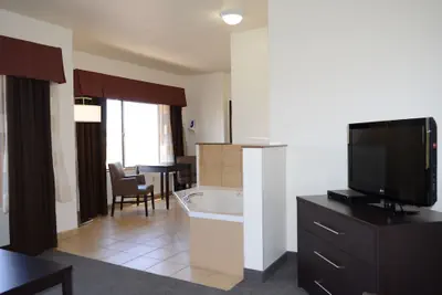 Photo 5 - Holiday Inn Express & Suites Barstow - Route 66 by IHG