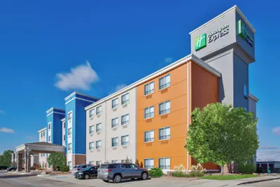 Photo 2 - Holiday Inn Express Fremont by IHG
