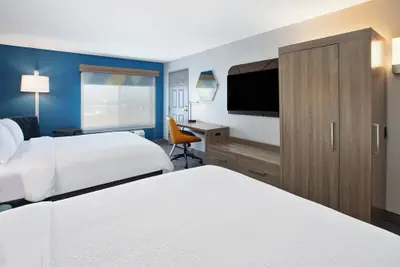 Photo 4 - Holiday Inn Express Fremont by IHG