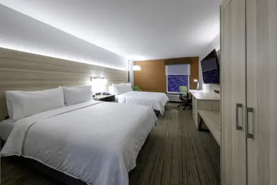 Photo 3 - Holiday Inn Express Hotel & Suites Petersburg-Dinwiddie by IHG