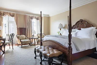 Photo 4 - Market Pavilion Hotel